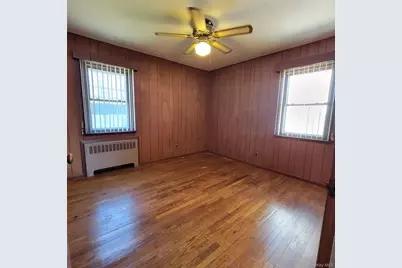 3030 N Jerusalem Road, Wantagh, NY 11793 - Photo 12