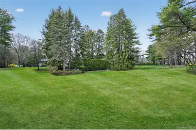 18 Quaker Ridge Drive, Brookville, NY 11545 - Photo 32