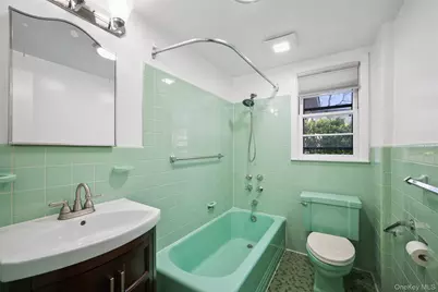 6 Wildway, Bronxville, NY 10708 - Photo 18