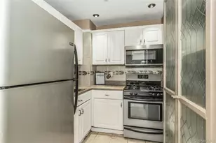 2121 Shore Pkwy, Brooklyn, NY 11214 - Photo 12