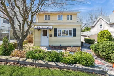 18 S Washington Avenue, Dobbs Ferry, NY 10522 - Photo 1