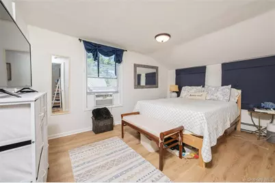 18 S Washington Avenue, Dobbs Ferry, NY 10522 - Photo 20