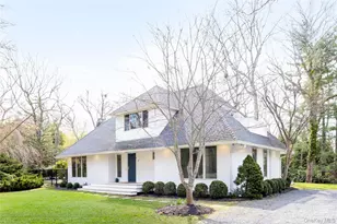5 Skyes Neck Ct, East Quogue, NY 11942 - Photo 2
