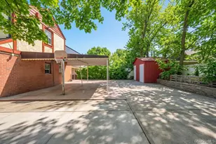 115-62 218th St, Cambria Heights, NY 11411 - Photo 28