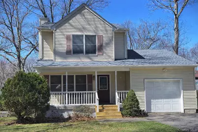 28 Williston Road, Sound Beach, NY 11789 - Photo 2