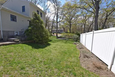 28 Williston Road, Sound Beach, NY 11789 - Photo 32