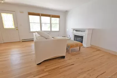 28 Williston Road, Sound Beach, NY 11789 - Photo 4
