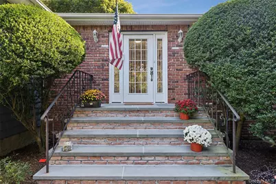 39 Cozine Road, Center Moriches, NY 11934 - Photo 2