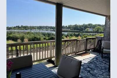 41 Pameeches Path, East Moriches, NY 11940 - Photo 4