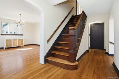 5 Seymour Place, White Plains, NY 10605 - Photo 4