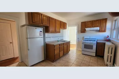 594 Yonkers Avenue #5, Yonkers, NY 10704 - Photo 2