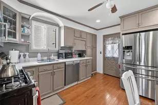 85 Wesley Ave, Port Chester, NY 10573 - Photo 12