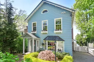 24 Bay Ave, Sea Cliff, NY 11579 - Photo 2