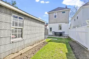 70-49 Loubet St, Forest Hills, NY 11375 - Photo 34