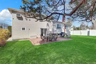 10 Dale Ct, Massapequa, NY 11758 - Photo 28