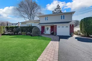 10 Dale Ct, Massapequa, NY 11758 - Photo 2