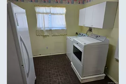 106 Fountain Avenue, Selden, NY 11784 - Photo 24