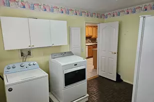 106 Fountain Ave, Selden, NY 11784 - Photo 22