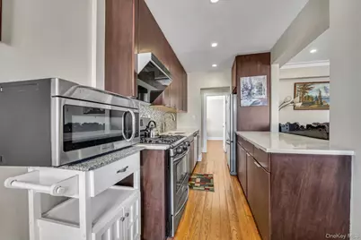 132-35 Sanford Avenue #613, Flushing, NY 11355 - Photo 8