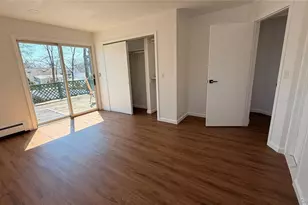 540 Oak St, Copiague, NY 11726 - Photo 14