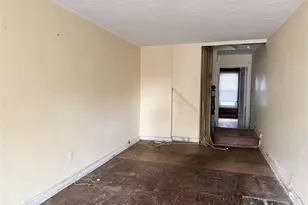 135-31 117th St, Ozone Park, NY 11420 - Photo 2