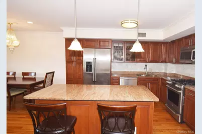 207-22 Jordan Drive #93 U, Bayside, NY 11360 - Photo 6