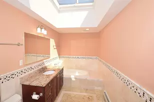 207-22 Jordan Dr, Bayside, NY 11360 - Photo 12