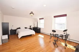 207-22 Jordan Dr, Bayside, NY 11360 - Photo 10