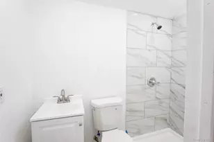 2 Oakland Dr N, Riverhead, NY 11901 - Photo 14