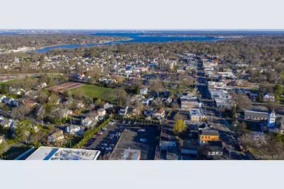 24 Dennis Street, Manhasset, NY 11030 - Photo 24