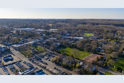 24 Dennis Street, Manhasset, NY 11030 - Photo 20