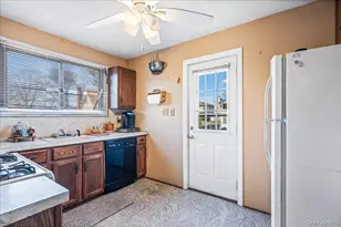 47 Ellison Ave, Westbury, NY 11590 - Photo 12