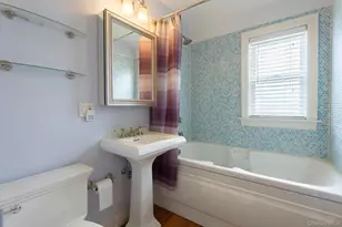 215-15 86th Ave, Hollis, NY 11427 - Photo 26