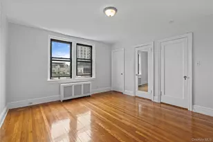 240 Martine Ave, White Plains, NY 10601 - Photo 12