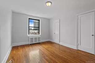 240 Martine Ave, White Plains, NY 10601 - Photo 14