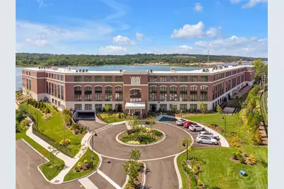 10 Shore Road #208, Glenwood Landing, NY 11547 - Photo 2