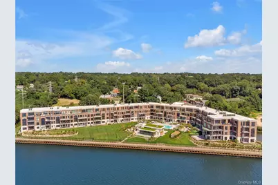 10 Shore Road #208, Glenwood Landing, NY 11547 - Photo 16