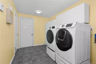 875 Hanover St, Yorktown Heights, NY 10598 - Photo 32