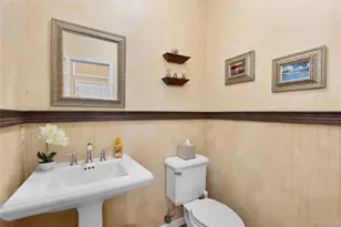 875 Hanover St, Yorktown Heights, NY 10598 - Photo 22