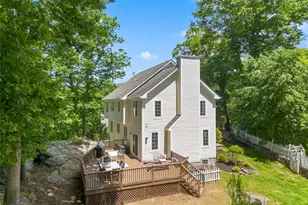 875 Hanover St, Yorktown Heights, NY 10598 - Photo 44