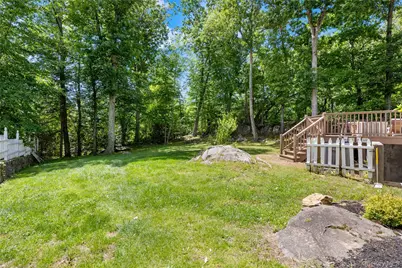 875 Hanover Street, Yorktown Heights, NY 10598 - Photo 40