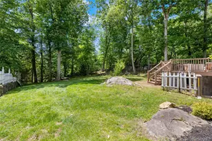 875 Hanover St, Yorktown Heights, NY 10598 - Photo 40