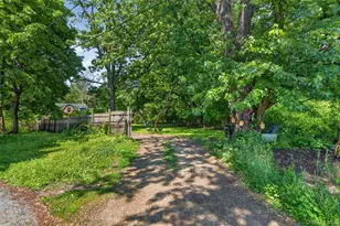233 Blooming Grove Turnpike, New Windsor, NY 12553 - Photo 36