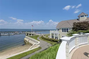 62 Pembroke Dr, Glen Cove, NY 11542 - Photo 38