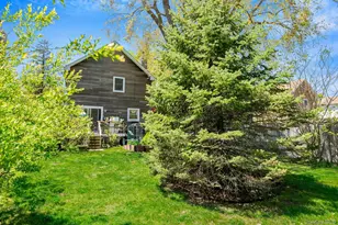 416 3rd St, Greenport, NY 11944 - Photo 18