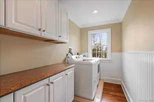 12 Whitehall Rd, Rockville Centre, NY 11570 - Photo 32