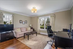 12 Whitehall Rd, Rockville Centre, NY 11570 - Photo 20