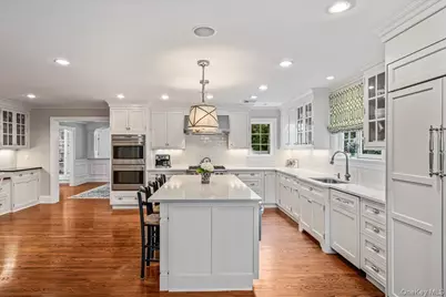 12 Whitehall Road, Rockville Centre, NY 11570 - Photo 10