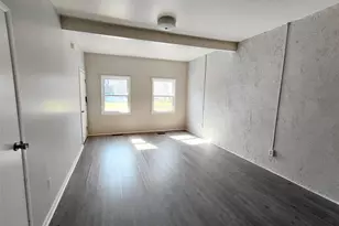 79 Franklin St, Kingston, NY 12401 - Photo 2