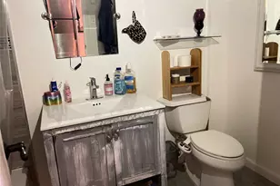 855 E Broadway, Long Beach, NY 11561 - Photo 10